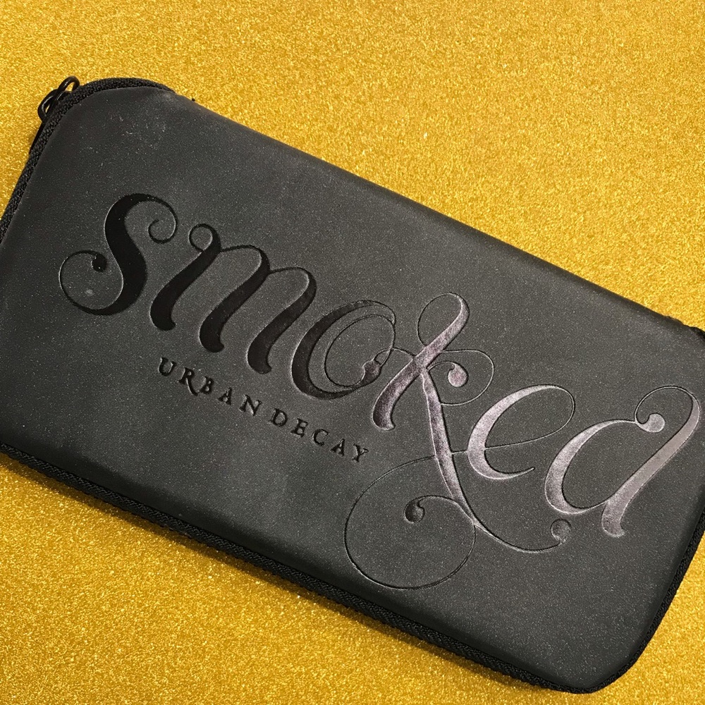 Urban Decay Smoked Palette